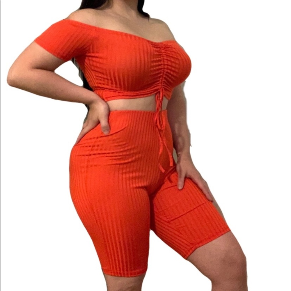 comfy and stretchy set!
